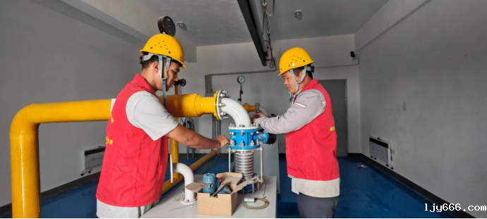 2025-09-16T02:46:36.png 2025-09-16T02:46:36.png